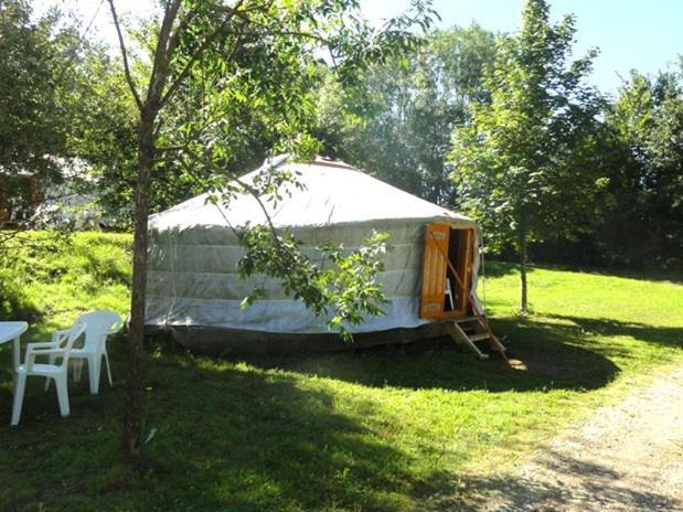Camping Domaine De Mepillat Saint-Nizier-le-Bouchoux Kültér fotó